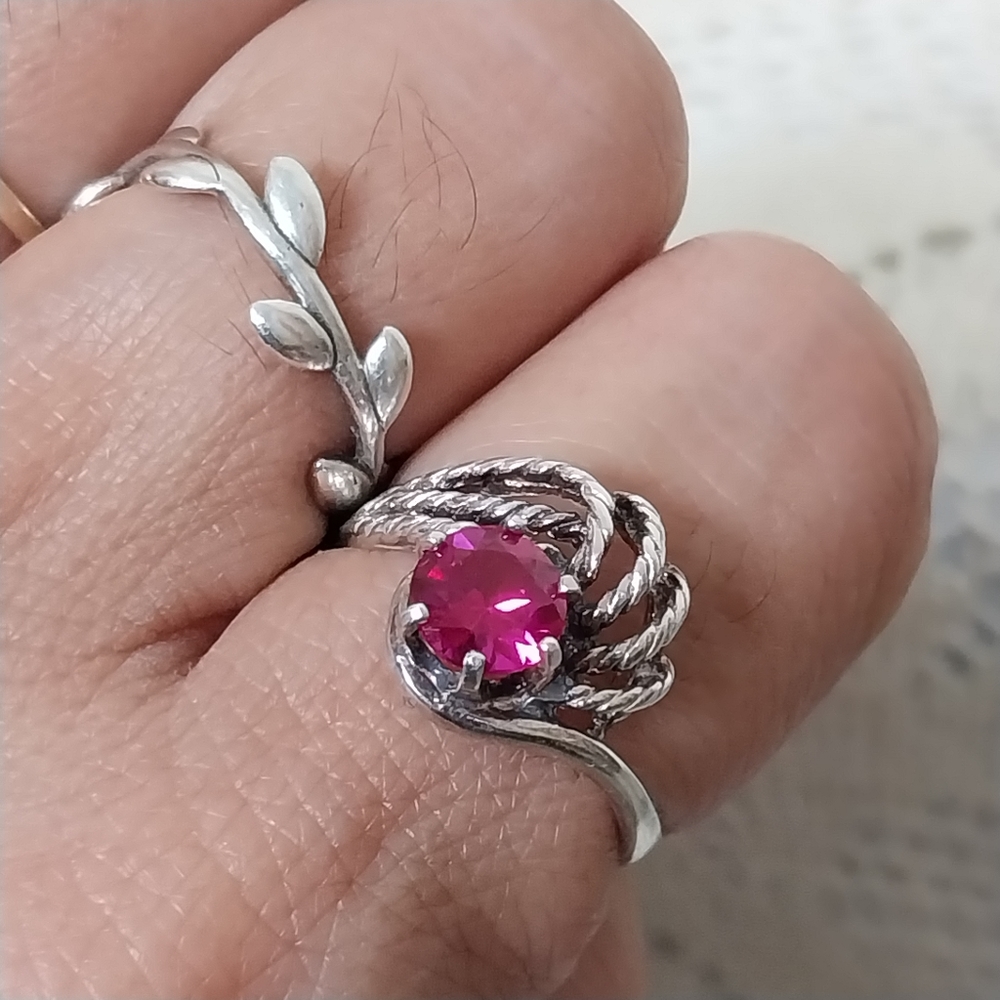 Vintage 925 Sterling Silver Synthetic Ruby Red Spinel Ring Size 6